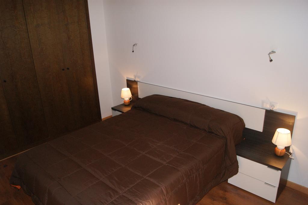 Apartaments Els Esquiadors Llorts Esterno foto