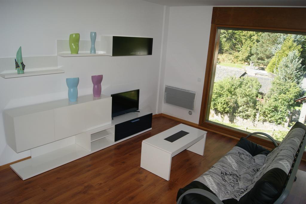 Apartaments Els Esquiadors Llorts Esterno foto
